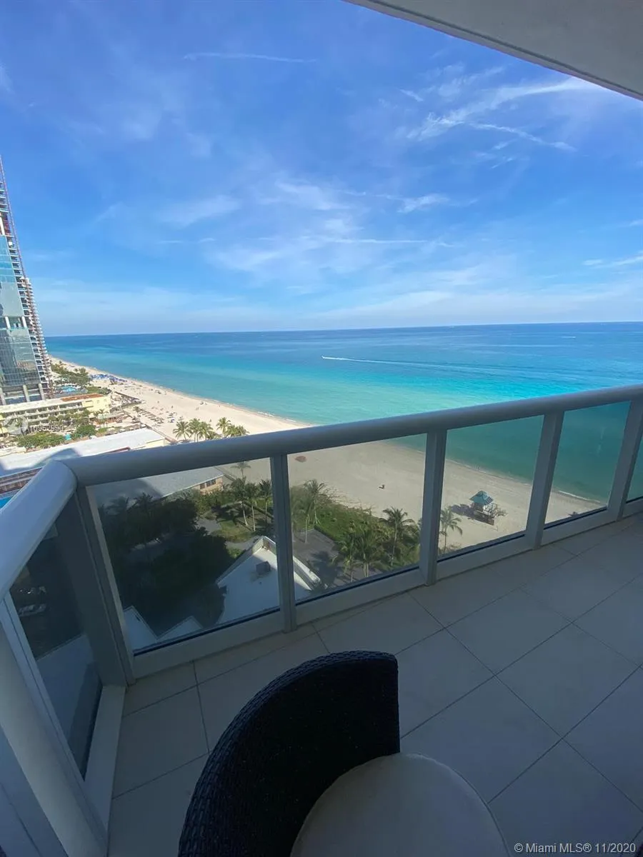 2 bedroom 2 bath for rent at 18201 Collins Ave # 1804, Sunny Isles Beach FL 33160