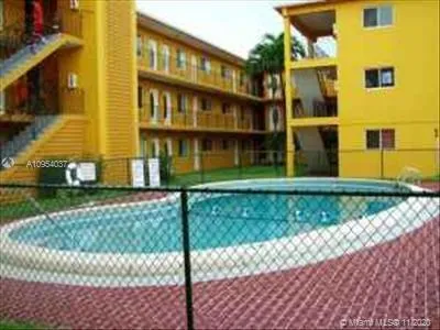 2330 NW 11th St # 24, Miami FL 33125