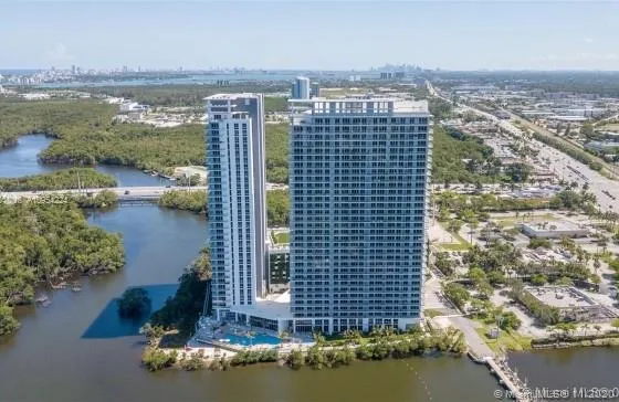 3 bedroom 3 bath for sale at 16385 NE Biscayne Blvd, North Miami Beach FL 33160