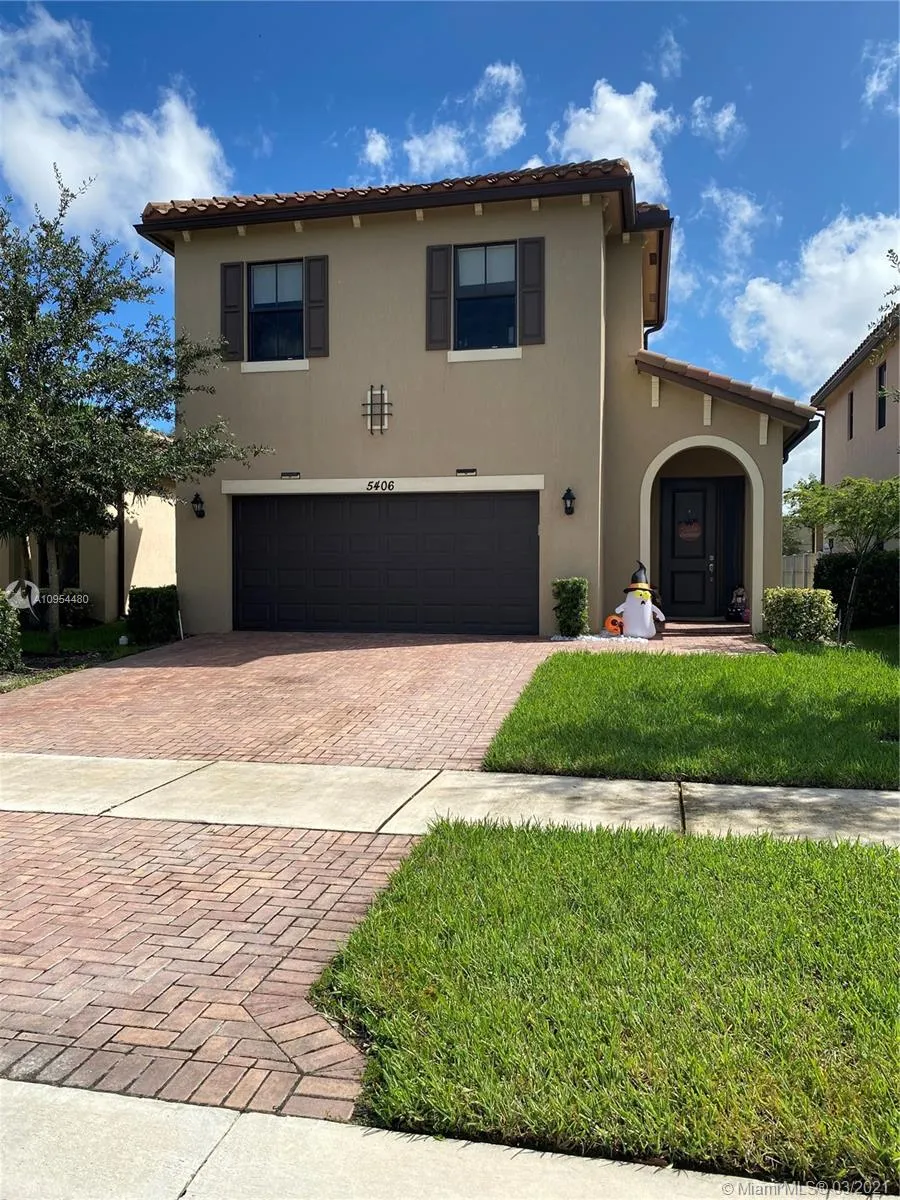 5406 NW 48th Ln, Tamarac FL 33319
