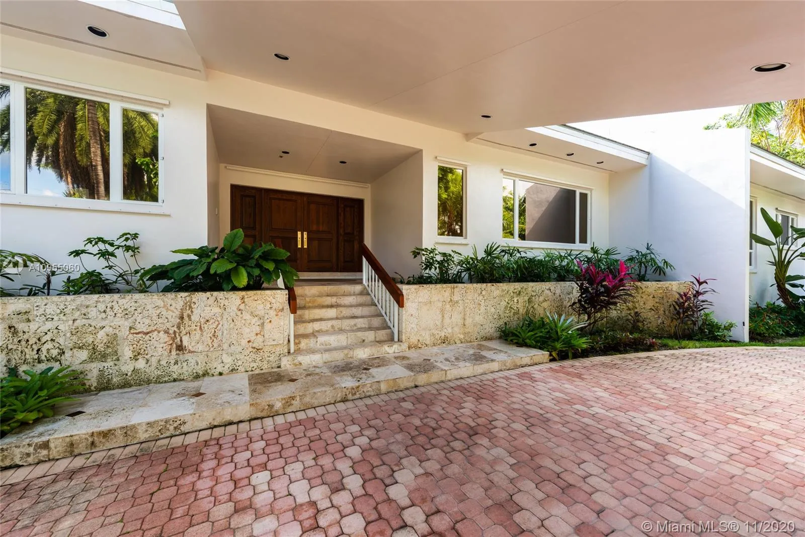 200 Casuarina Concourse, Coral Gables FL 33143