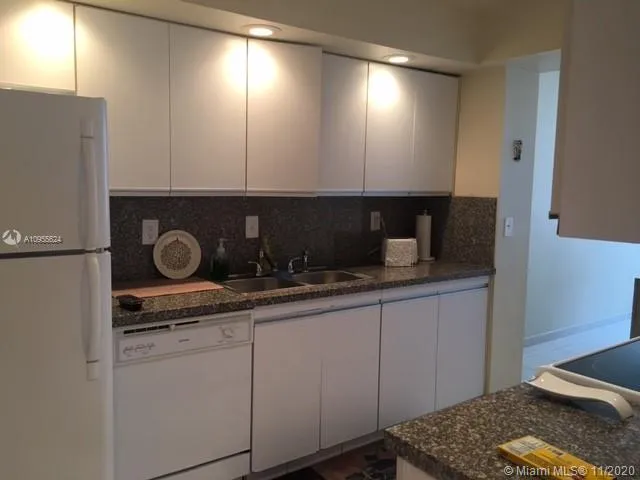 2401 S Ocean Dr # 1203, Hollywood FL 33019