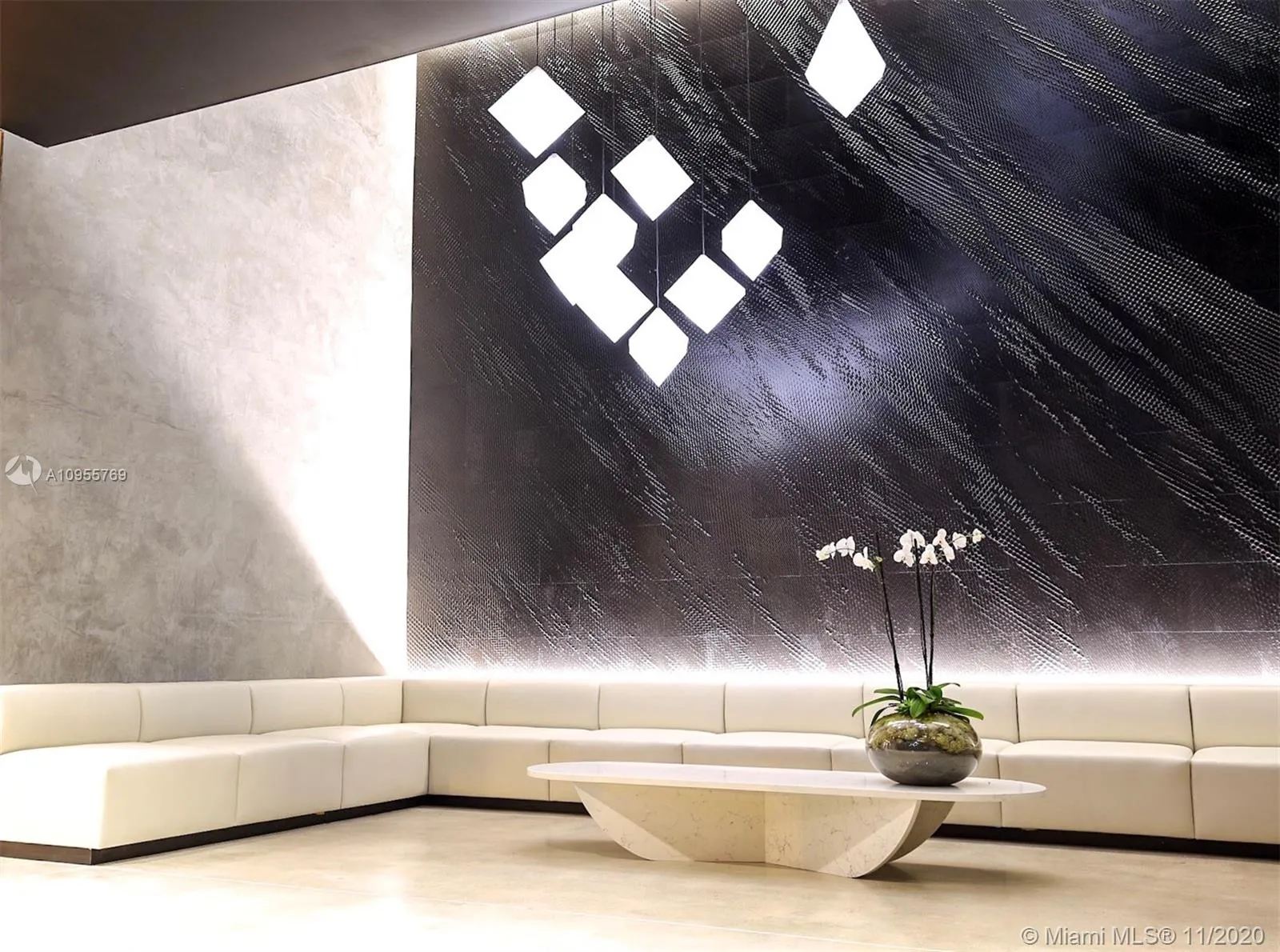 151 SE 1st St # 3506, Miami FL 33131