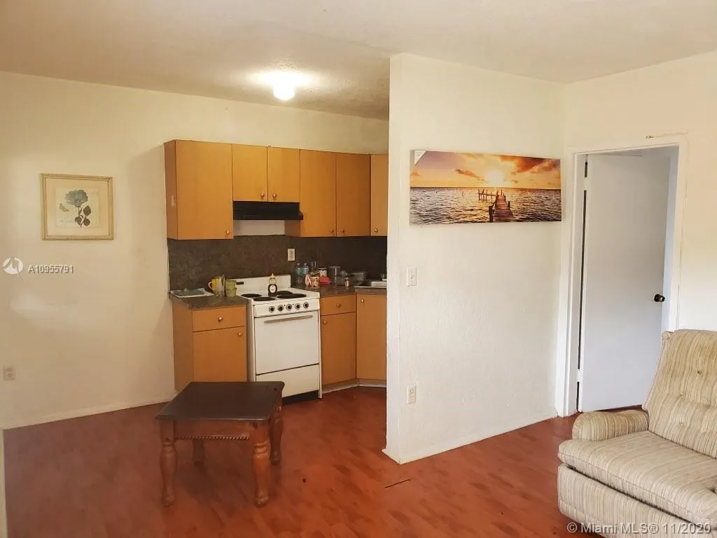 3615 Thomas Ave # 13, Miami FL 33133