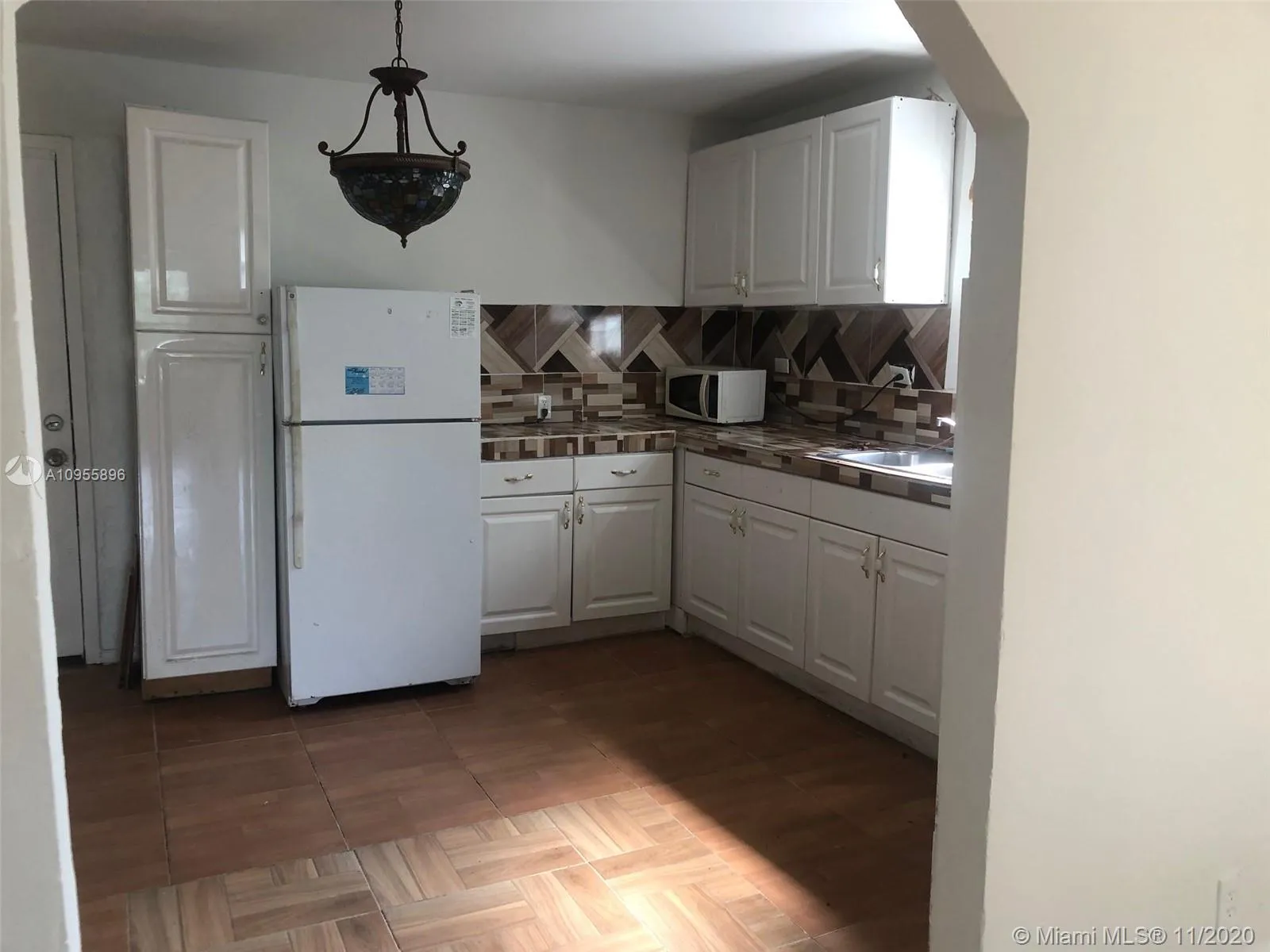 2240 Simms St, Hollywood FL 33020