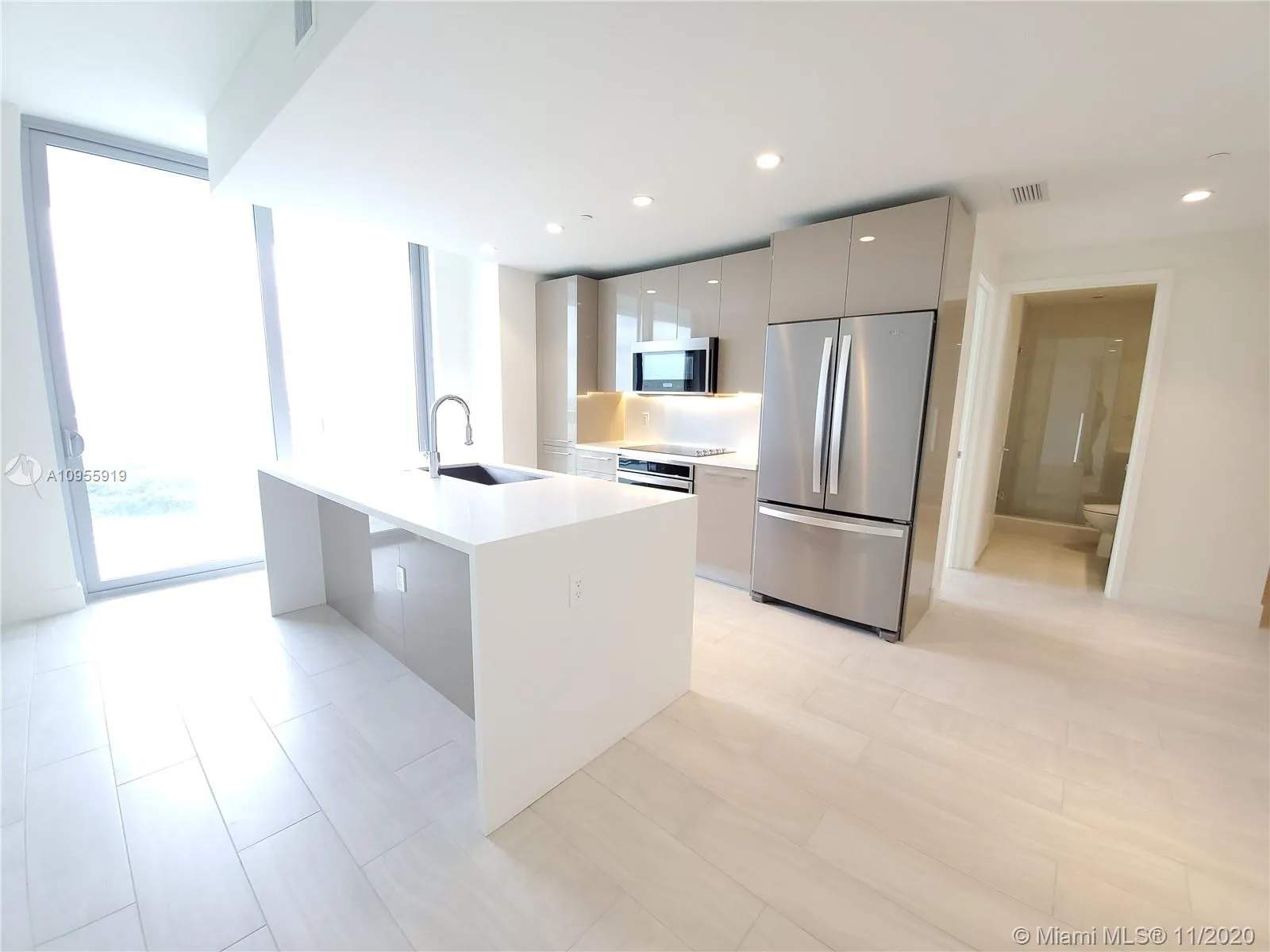 2000 Metropica Way # 1401, Sunrise FL 33323