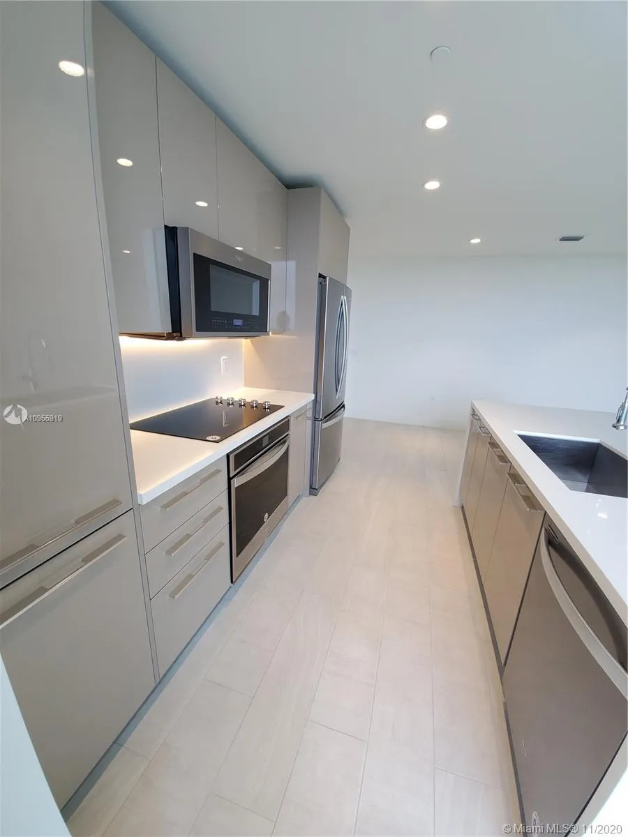 2000 Metropica Way # 1401, Sunrise FL 33323