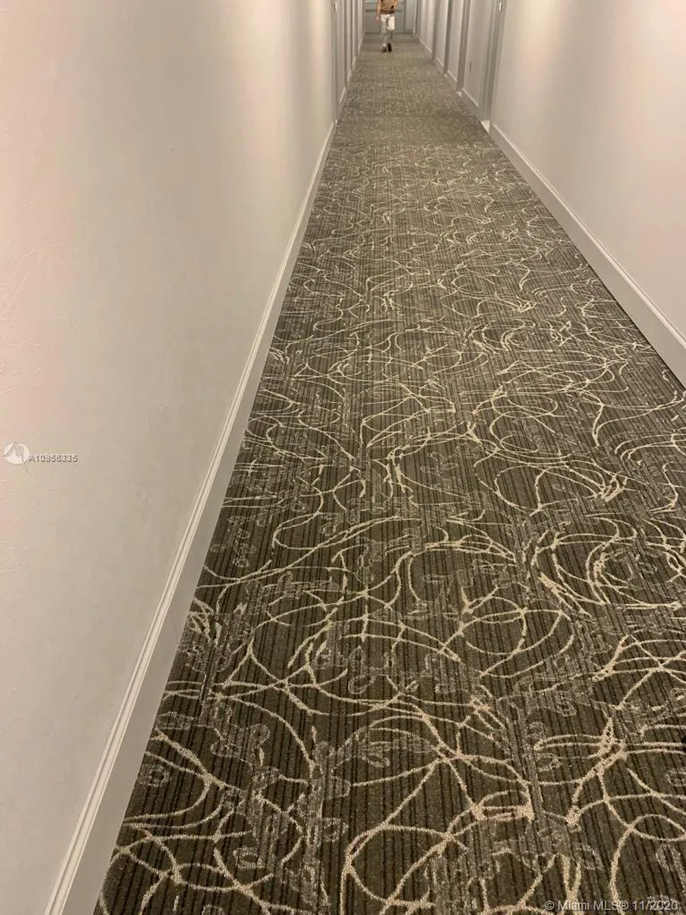 300 Bayview Dr # 207, Sunny Isles Beach FL 33160