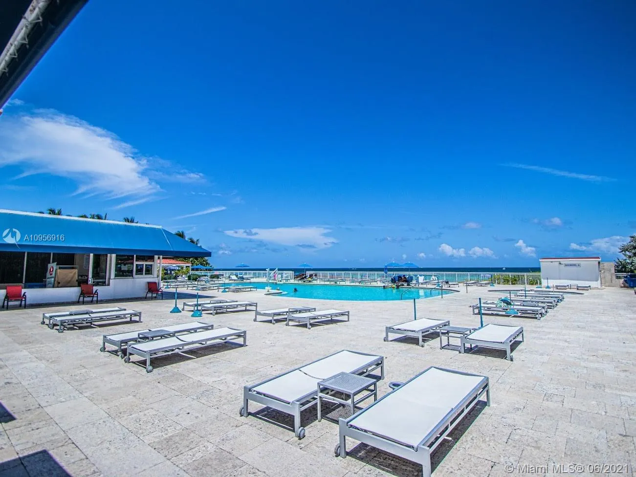 1 bath for rent at 19201 Collins Ave # 620, Sunny Isles Beach FL 33160