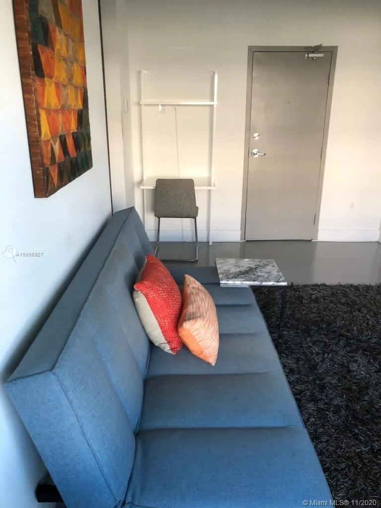 1 bedroom 1 bath for sale at 600 15th St # 2, Miami Beach FL 33139