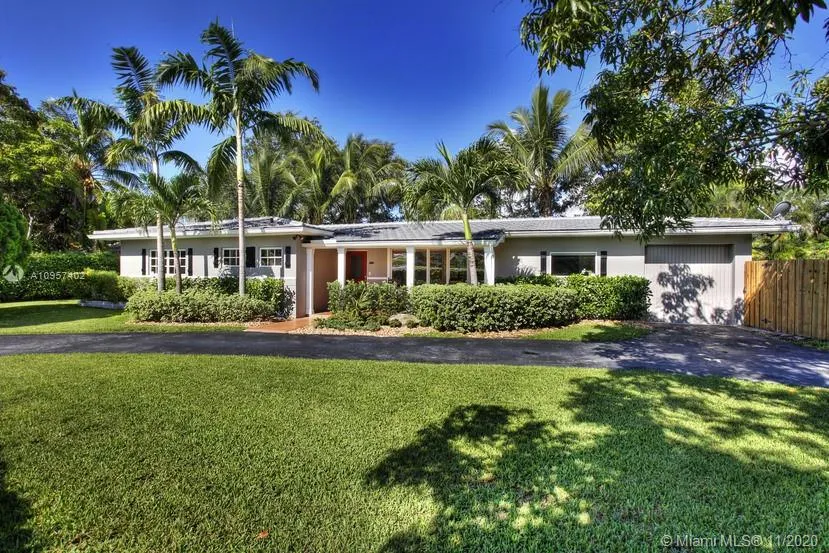 7 bedroom 7 bath for sale at 8000 SW 62 Ct, Miami FL 33143