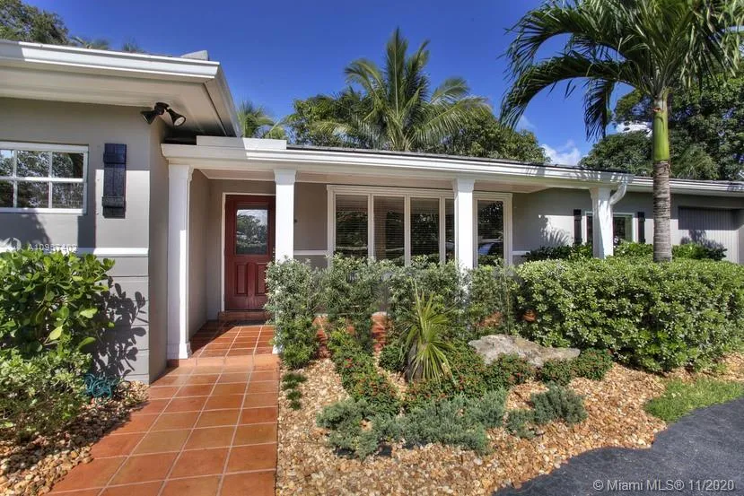 8000 SW 62 Ct, Miami FL 33143