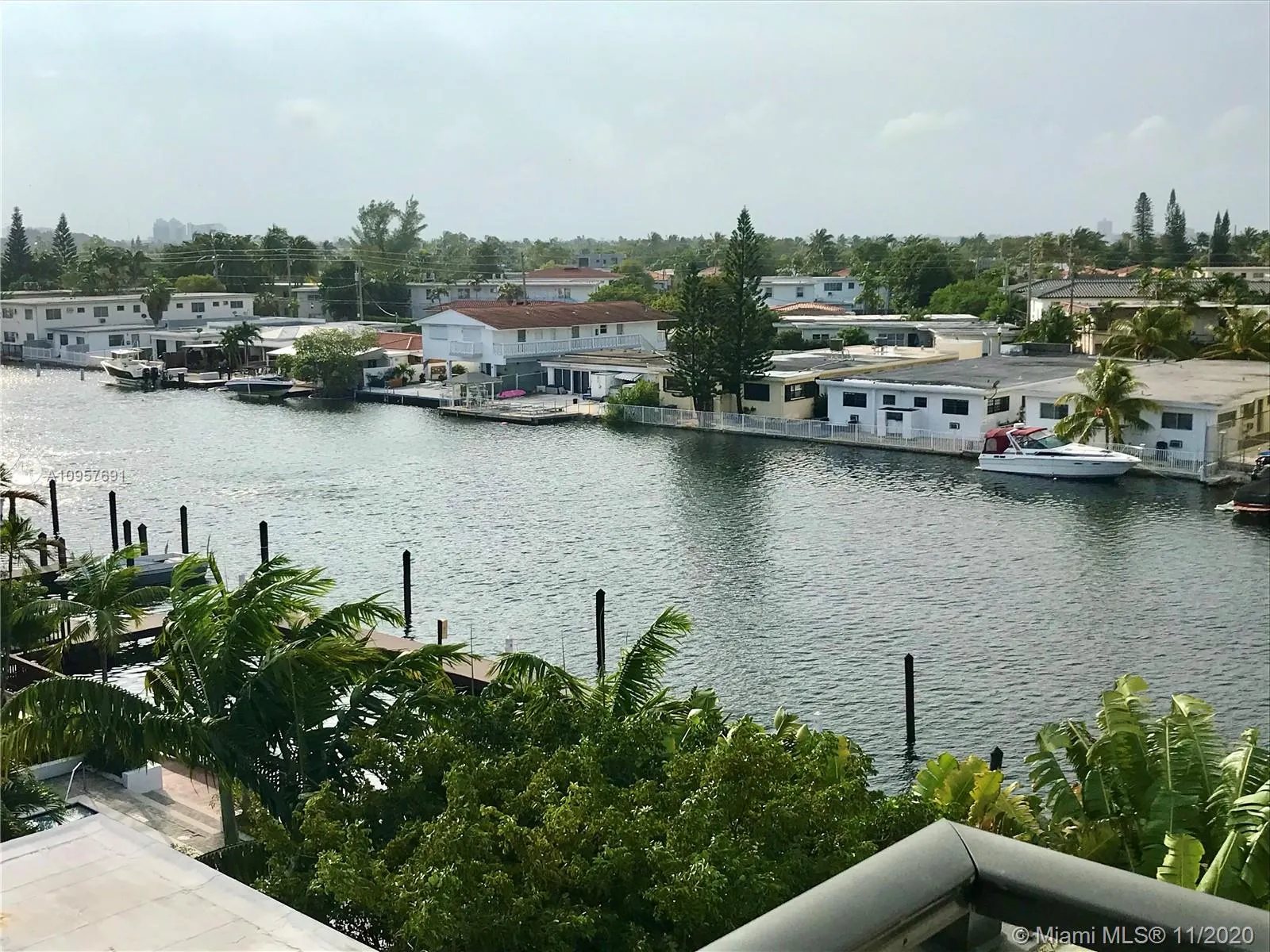 2 bedroom 2 bath for sale at 8024 Tatum Waterway Dr # 5A, Miami Beach FL 33141