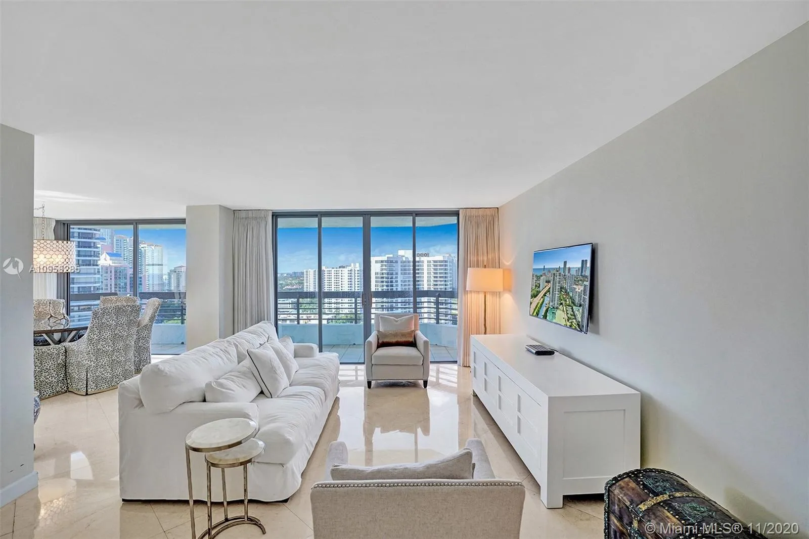 3500 Mystic Pointe Dr # 2101, Aventura FL 33180