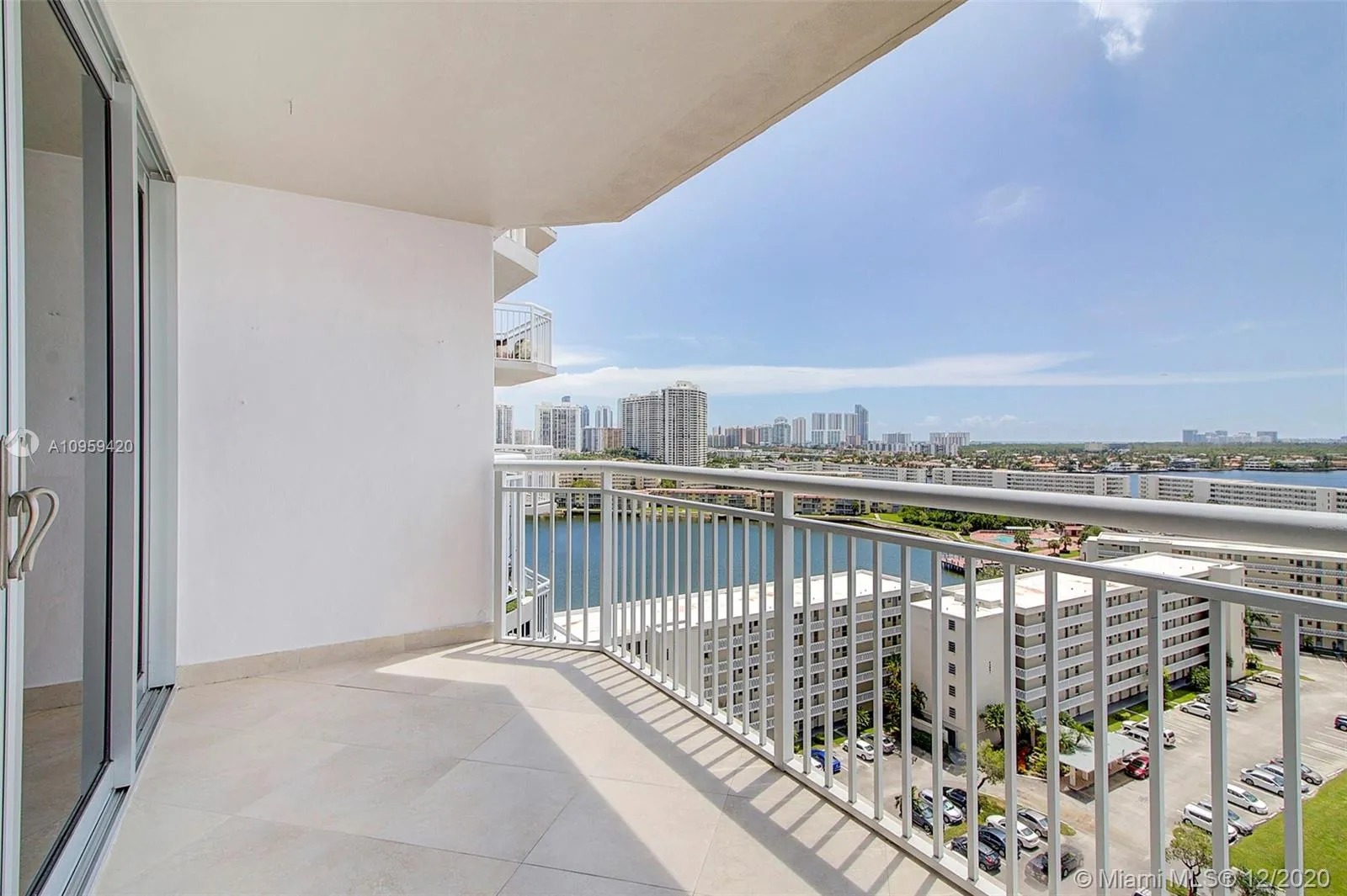 18031 Biscayne Blvd # 1601, Aventura FL 33160