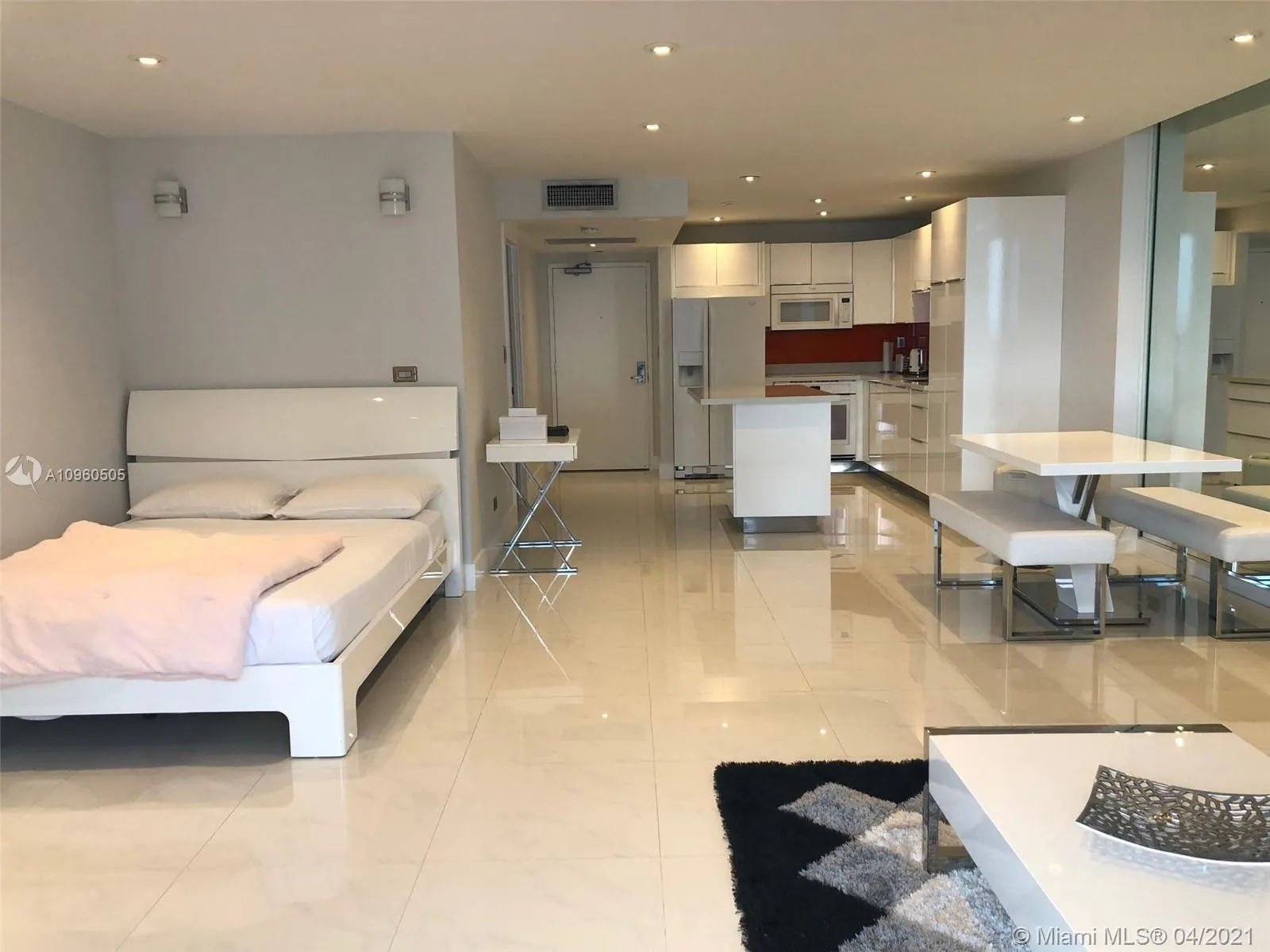 2301 Collins Ave # 1211, Miami Beach FL 33139