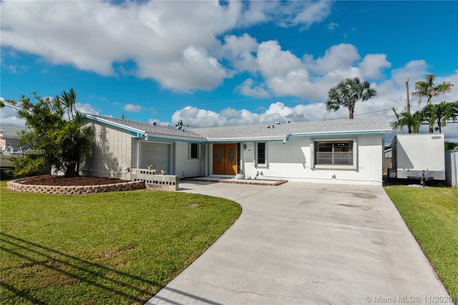 3 bedroom 2 bath for sale at 10455 SW 200th St, Cutler Bay FL 33157