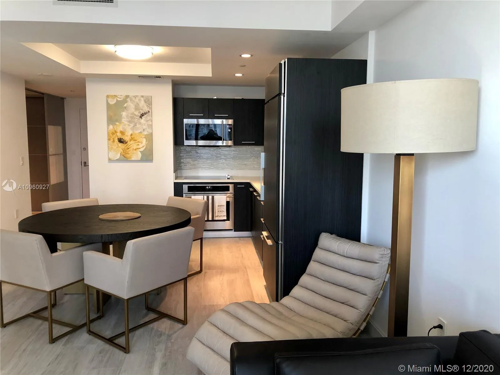 45 SW 9th St # 2004, Miami FL 33130