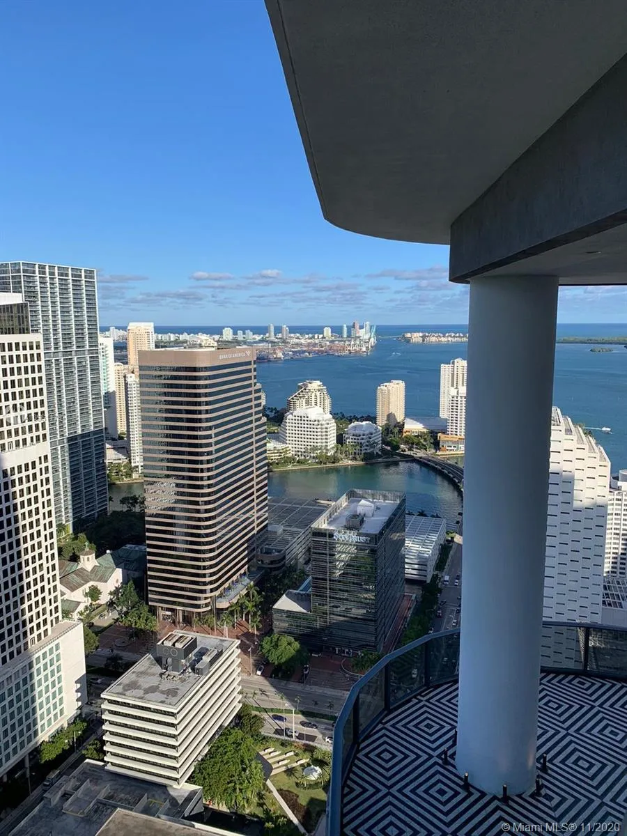 1 bedroom 2 bath for sale at 801 S Miami Ave # 4706, Miami FL 33130