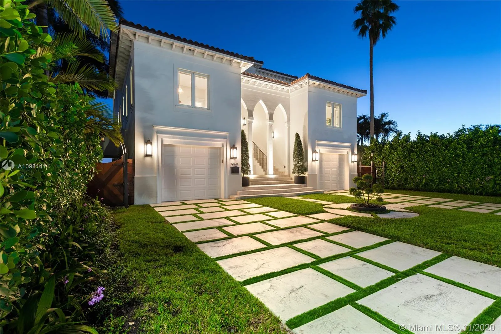 1460 S Treasure Dr, North Bay Village FL 33141