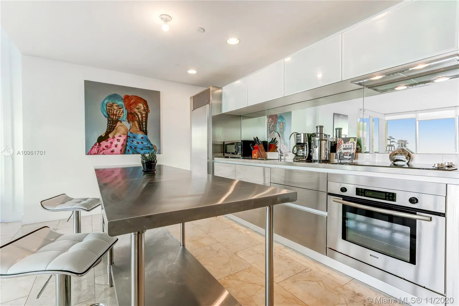 1040 Biscayne Blvd # 1806, Miami FL 33132