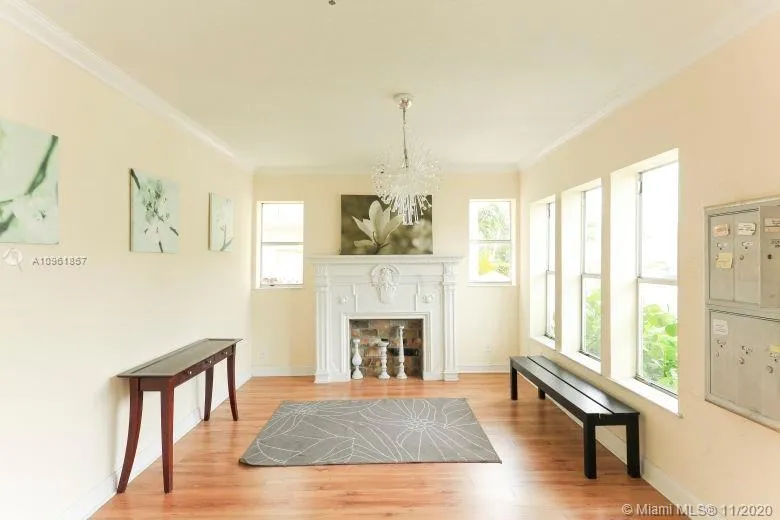 1027 Pennsylvania Ave # 101, Miami Beach FL 33139