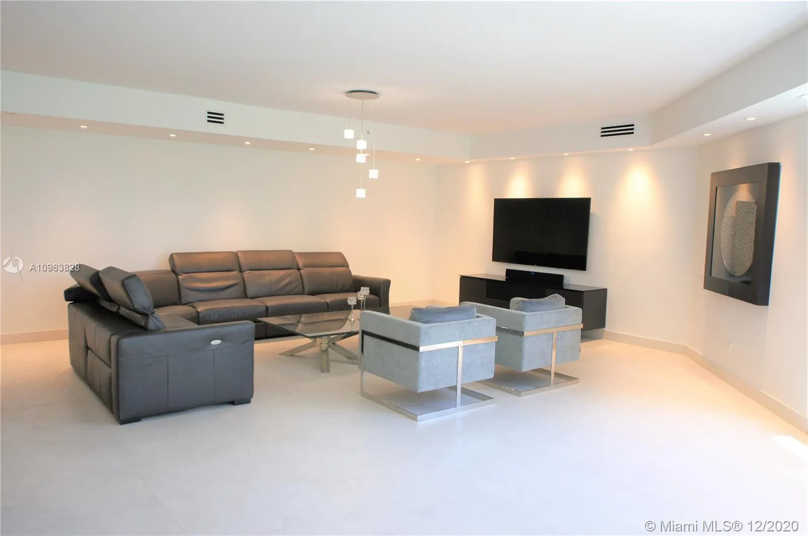21200 Point Pl # 403, Aventura FL 33180