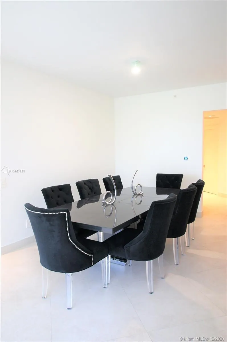 21200 Point Pl # 403, Aventura FL 33180
