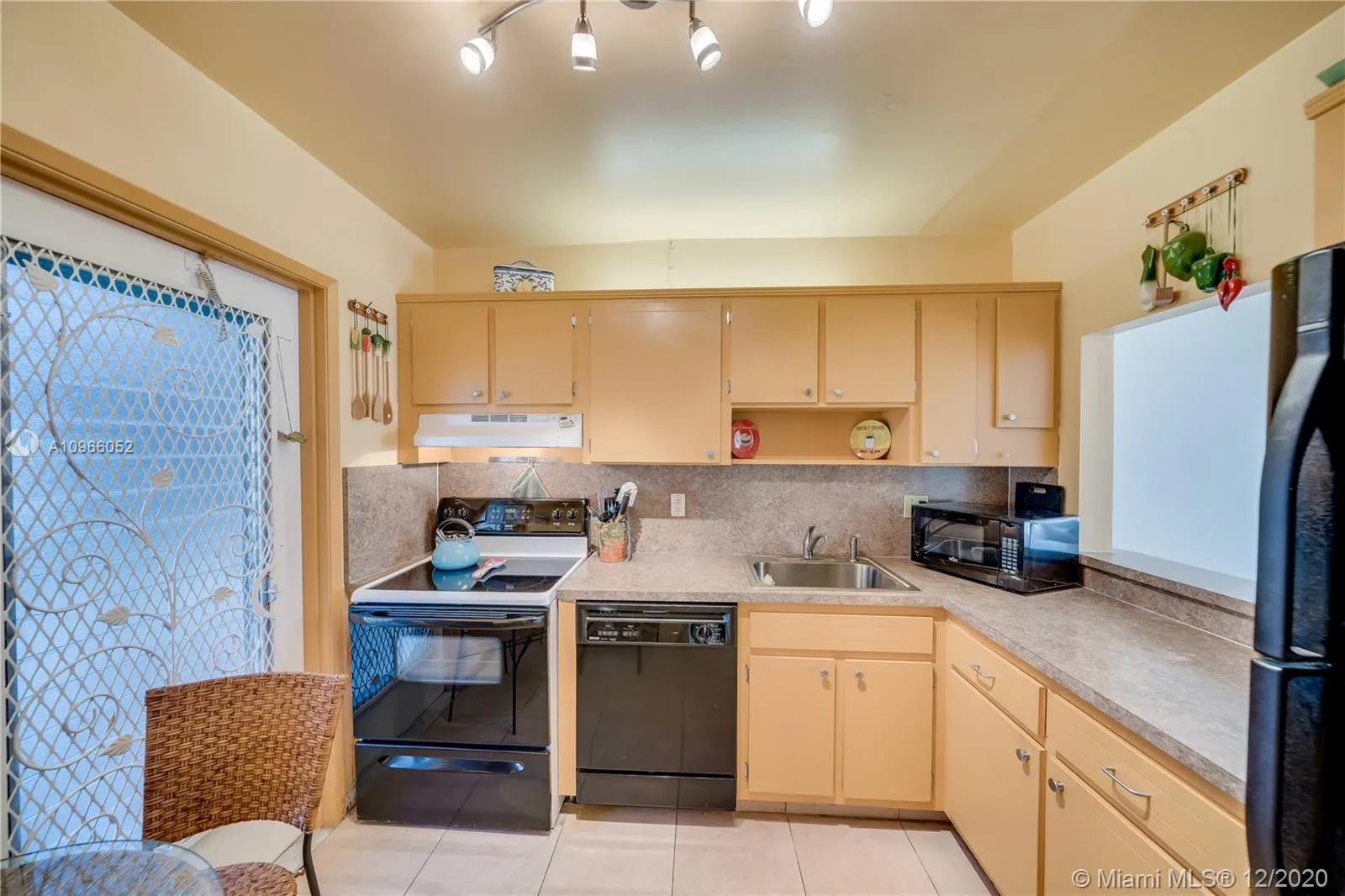 4900 Washington St # 209, Hollywood FL 33021