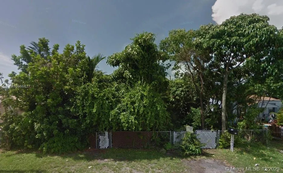 for sale at 2126 Plunkett St, Hollywood FL 33020