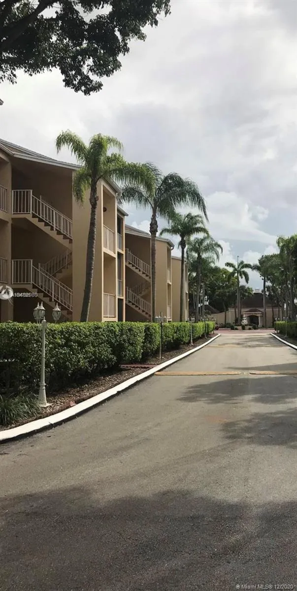 15290 SW 106th Ln # 301, Miami FL 33196