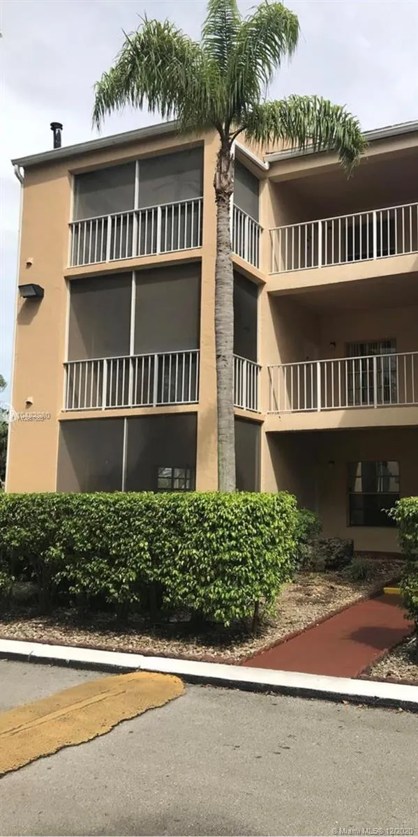 15290 SW 106th Ln # 301, Miami FL 33196