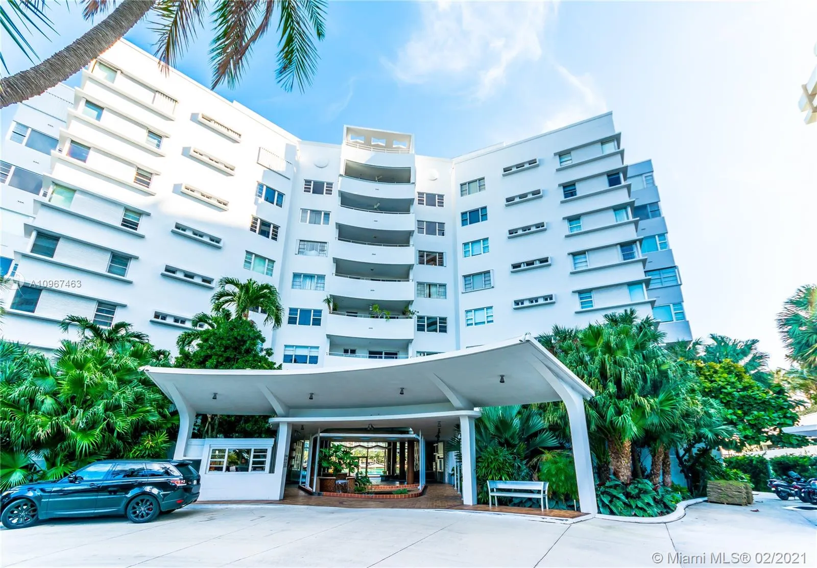 1 bedroom 1 bath for sale at 16 Island Ave # 6E, Miami Beach FL 33139
