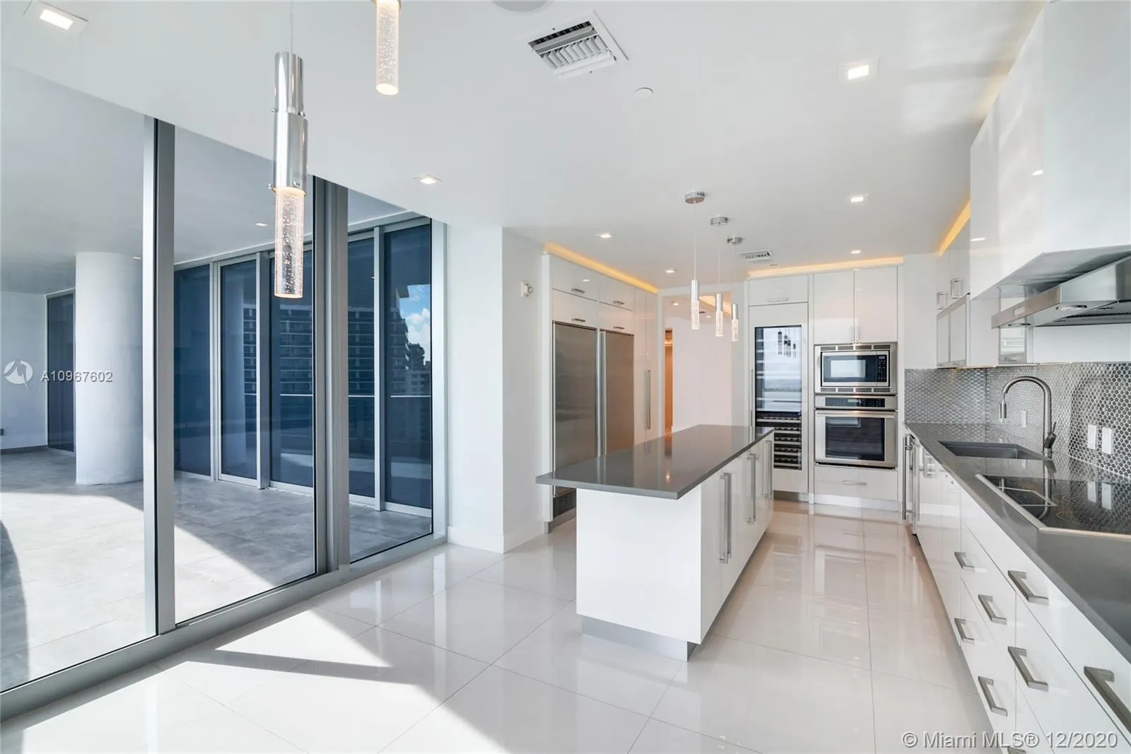 5959 Collins Ave # 1606, Miami Beach FL 33140