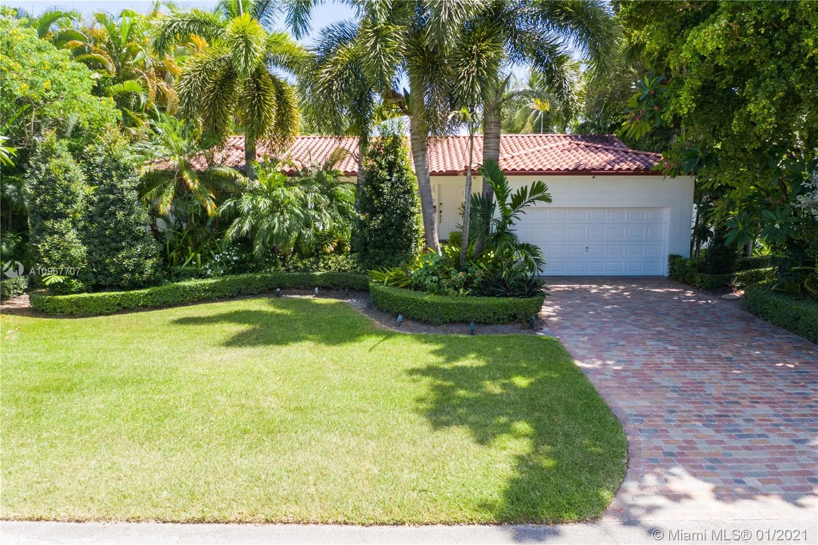 1240 NE 100th St, Miami Shores FL 33138