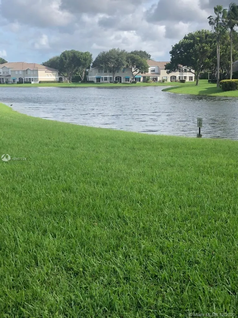 9677 Boca Gardens Pkwy # A, Boca Raton FL 33496