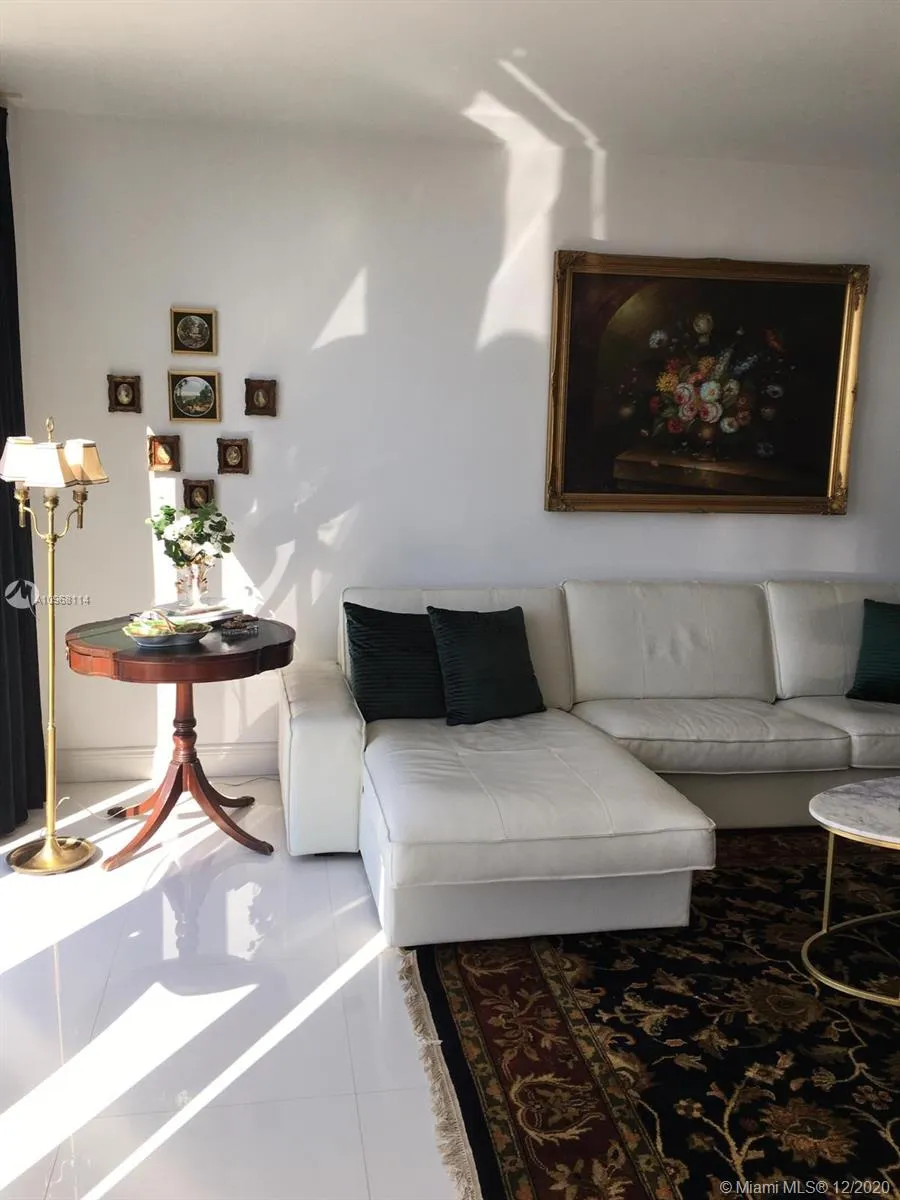 10275 Collins Ave # 829, Bal Harbour FL 33154