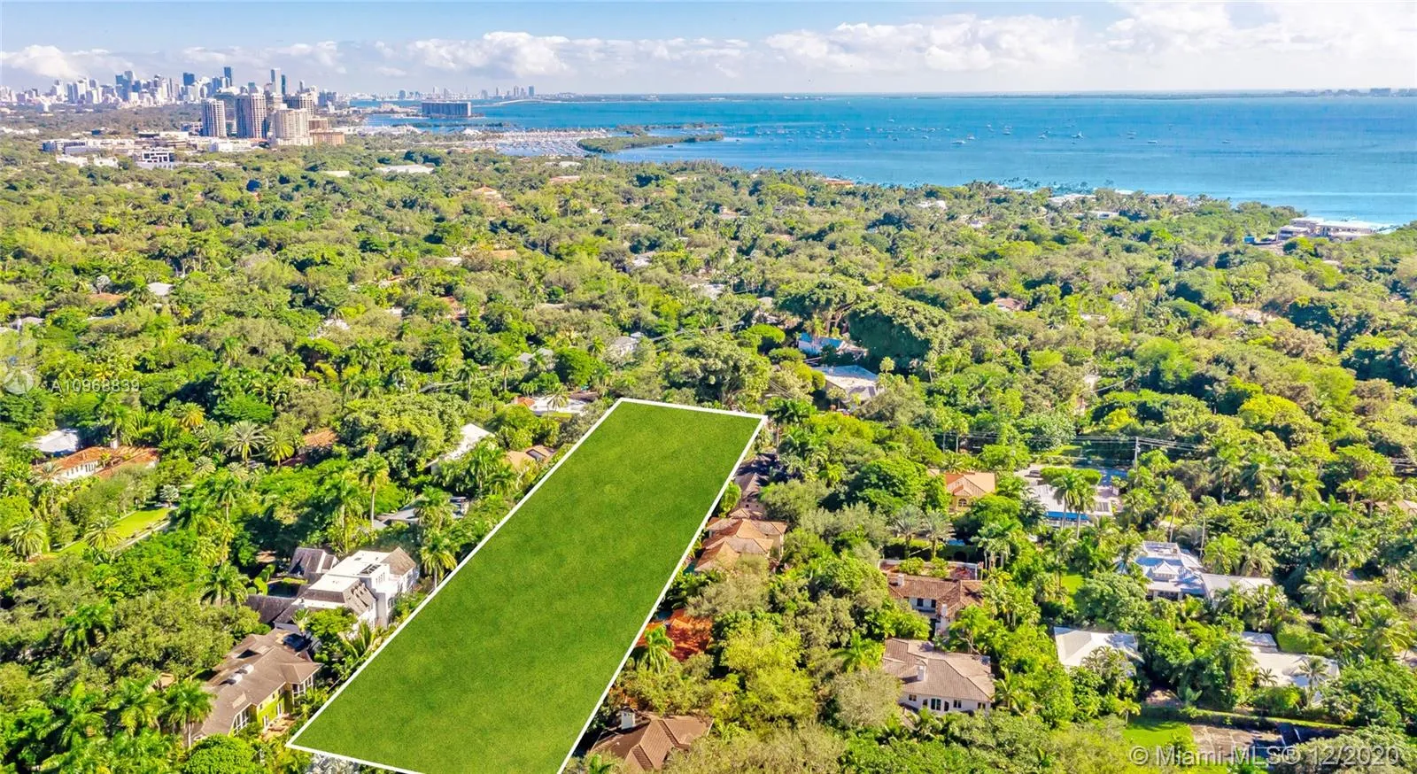 6 bedroom 5 bath for sale at 3940 S Douglas Rd, Miami FL 33133