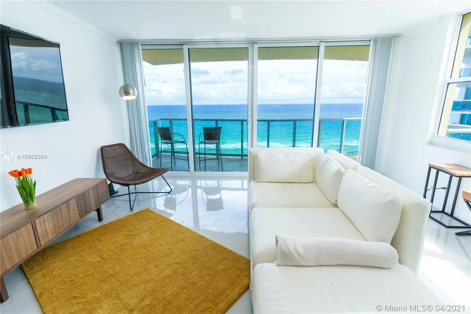 2501 S Ocean Dr # 1525, Hollywood FL 33019