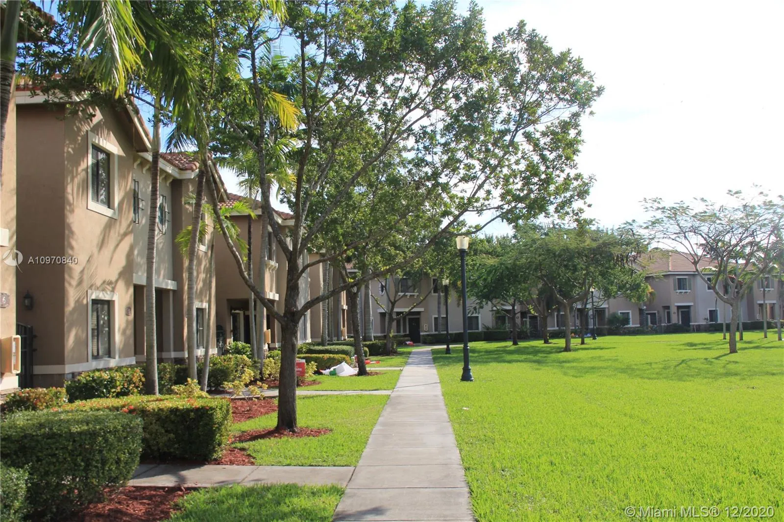 22631 SW 88th Pl # 18, Cutler Bay FL 33190