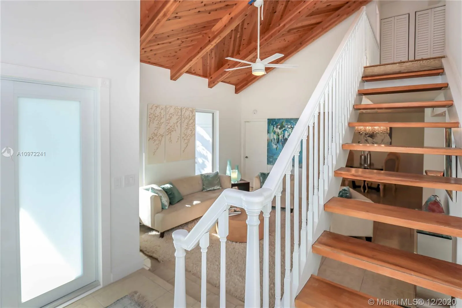 1109 Hollywood Blvd, Hollywood FL 33019