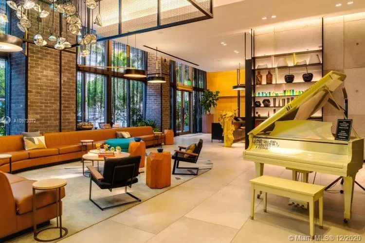 121 NE 34th St # L602, Miami FL 33137