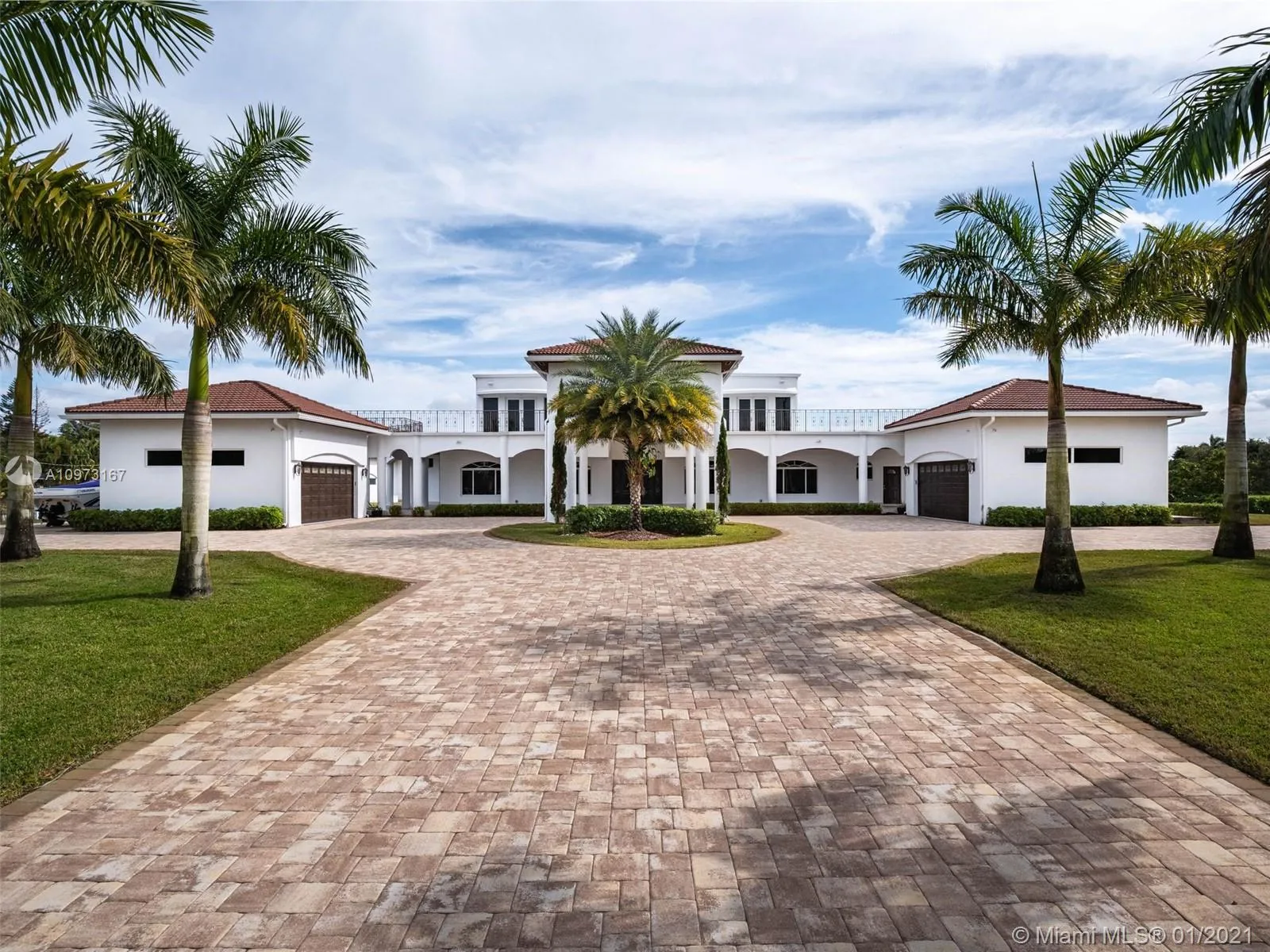 7 bedroom 7 bath for sale at 4610 SW 178th Ave, Southwest Ranches FL 33331