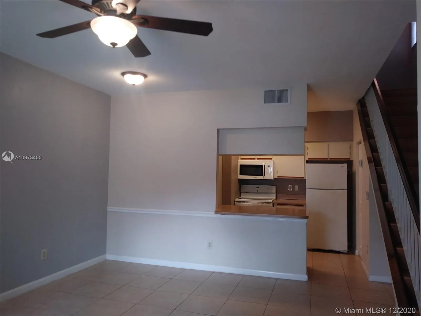 18332 NW 68th Ave # L, Hialeah FL 33015