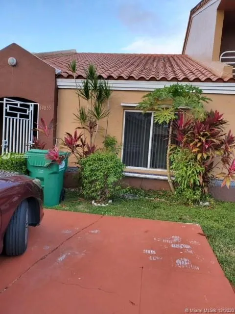 14855 SW 83rd Ln, Miami FL 33193