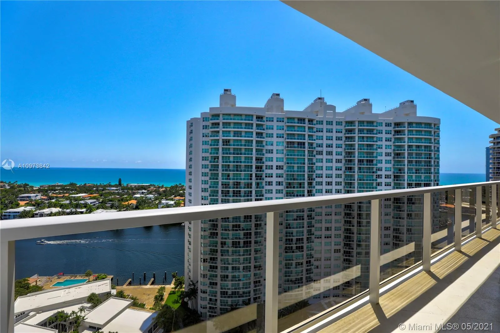 20281 E Country Club Dr # 201, Aventura FL 33180