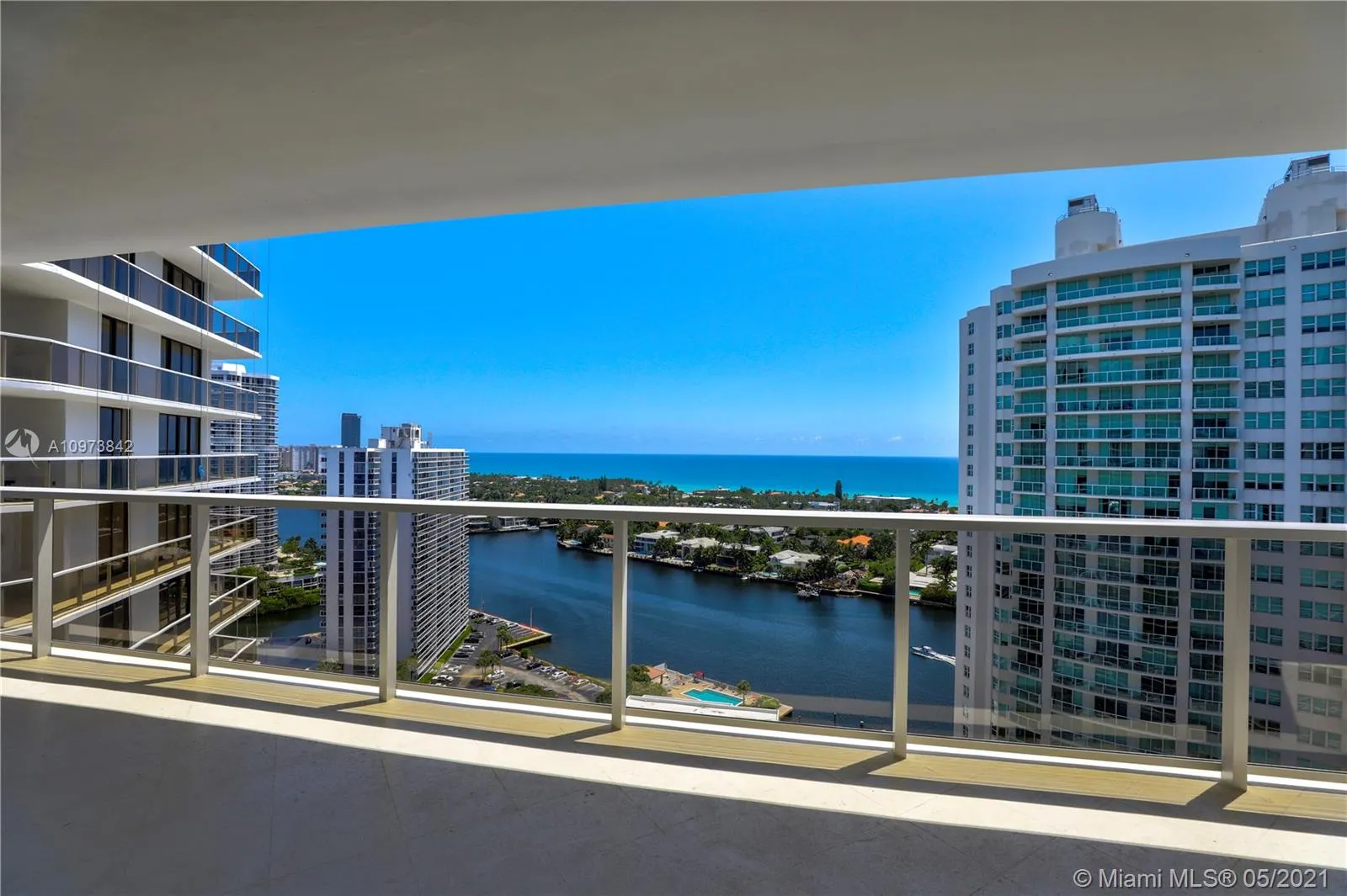 20281 E Country Club Dr # 201, Aventura FL 33180
