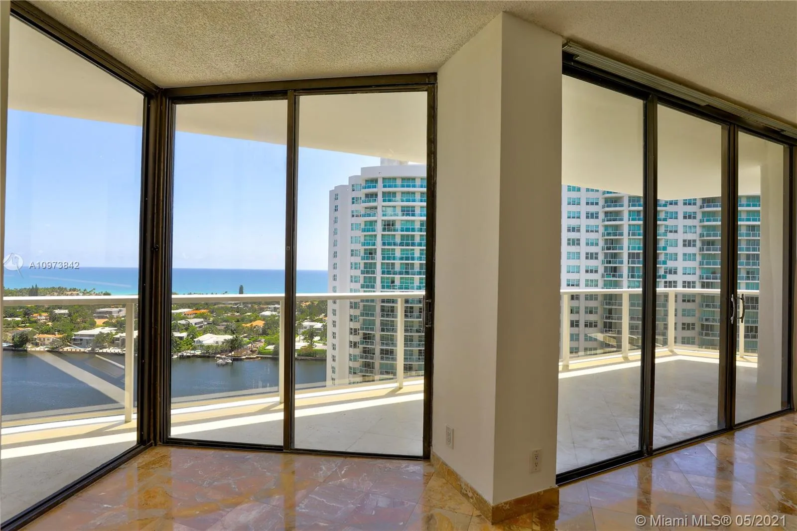 20281 E Country Club Dr # 201, Aventura FL 33180