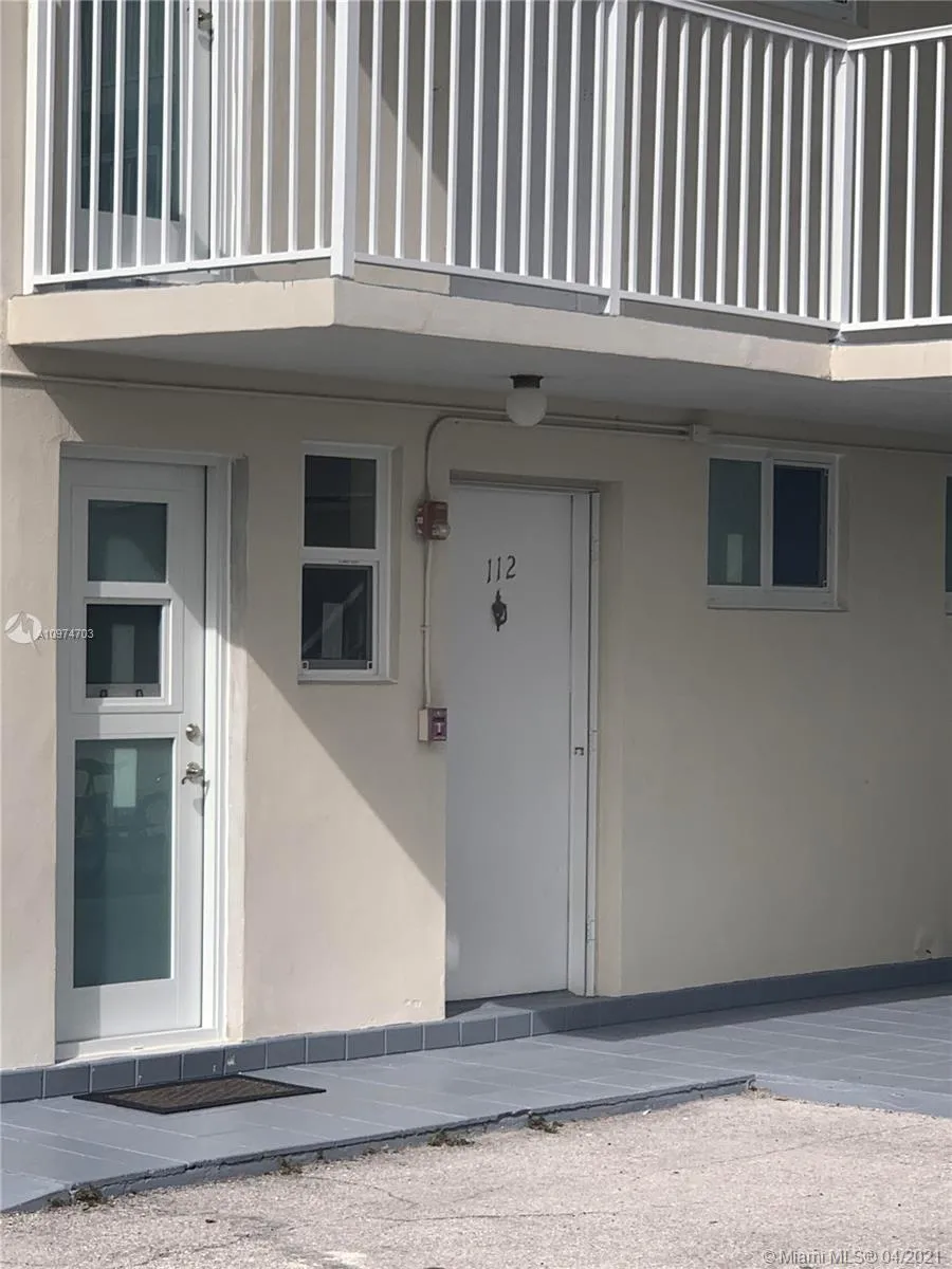 240 Galen Dr # 112, Key Biscayne FL 33149