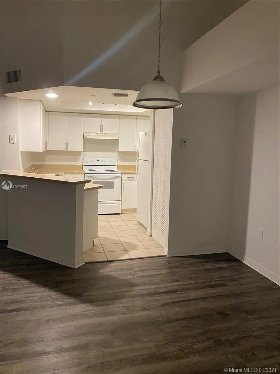 4177 N Haverhill Rd # 808, West Palm Beach FL 33417